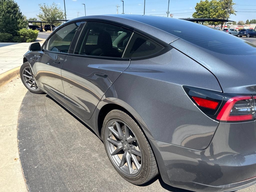 Used 2023 Tesla Model 3 Standard Range RWD image 3