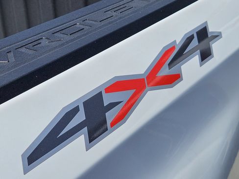 New 2026 Chevrolet Silverado 1500 LT w/ Texas Edition Plus AWD/4WD image 14