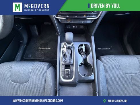 Used 2019 Hyundai Santa Fe SEL image 16