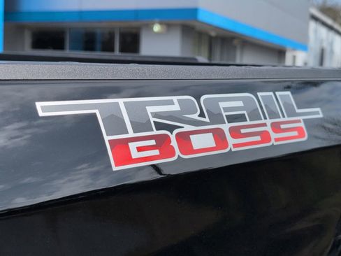 New 2026 Chevrolet Silverado 1500 LT Trail Boss w/ LT Trail Boss Premium Package image 10