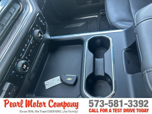 Used 2025 Chevrolet Silverado 2500 LTZ w/ LTZ Plus Package AWD/4WD image 19