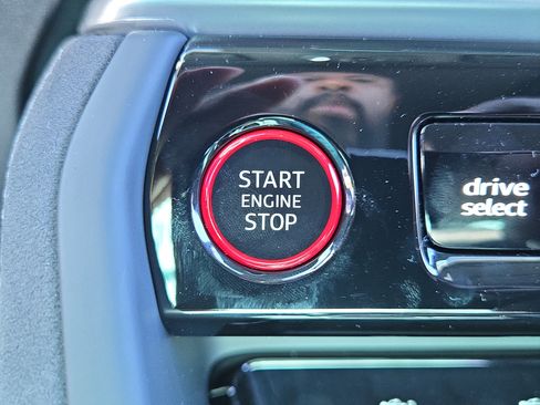 New 2025 Audi SQ5 Premium Plus image 25