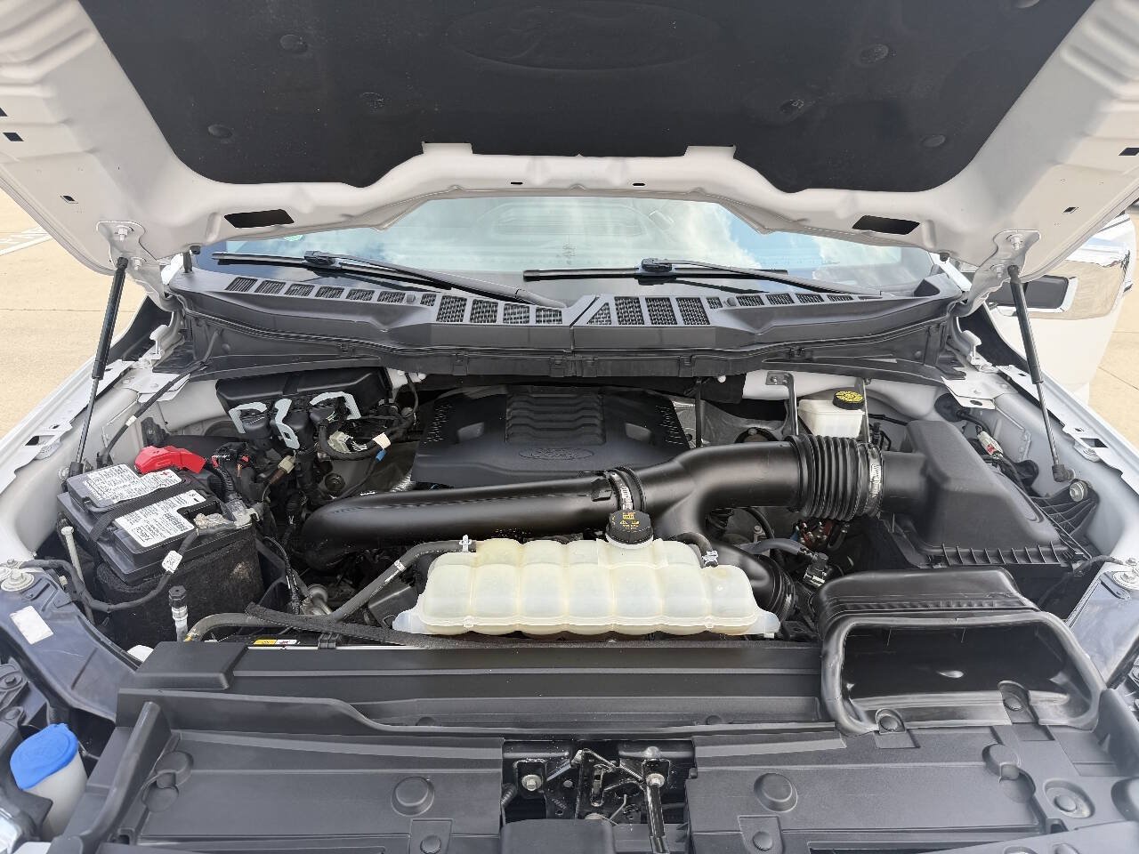 Used 2021 Ford F150 Lariat AWD/4WD image 21