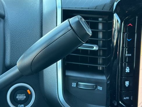 New 2026 RAM 3500 Big Horn AWD/4WD image 20