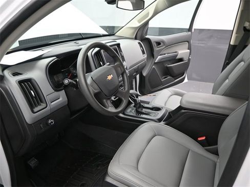 Used 2022 Chevrolet Colorado W/T image 5