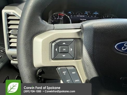 Used 2017 Ford F250 Lariat w/ Lariat Value Package AWD/4WD image 23
