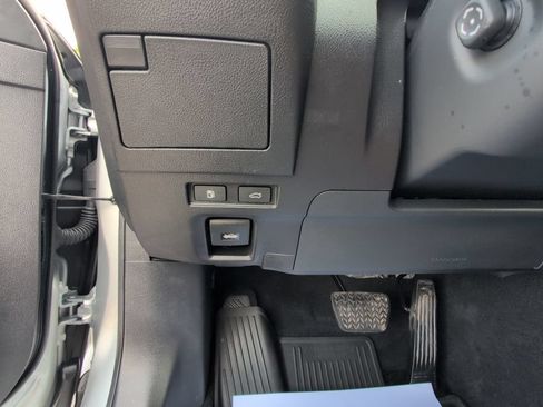 Used 2024 Lexus ES 300h w/ Premium Package FWD image 19