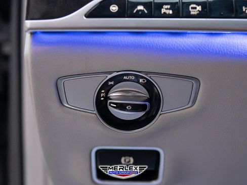 Used 2015 Mercedes-Benz S 550 Sedan w/ Sport Package w/ Sport Package image 41