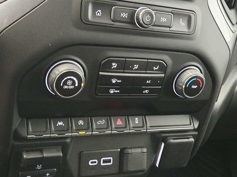 Used 2024 Chevrolet Silverado 1500 Custom w/ Dark Appearance Package image 21