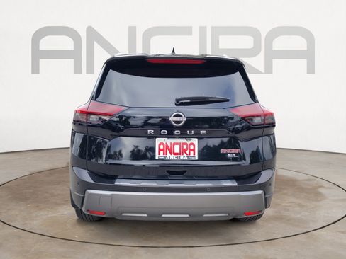 Certified 2024 Nissan Rogue SL w/ SL Premium Package FWD image 11
