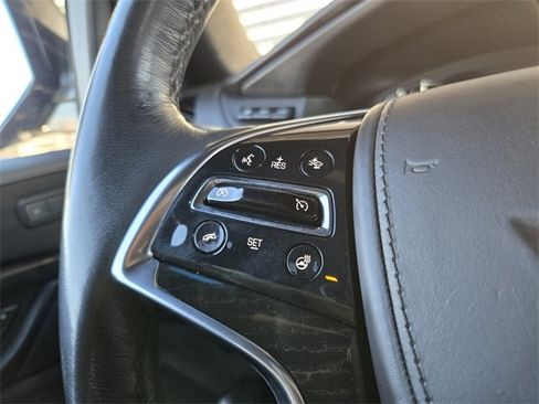 Used 2020 Cadillac Escalade ESV Platinum image 24