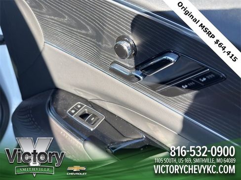 Used 2024 Cadillac Lyriq Sport image 16