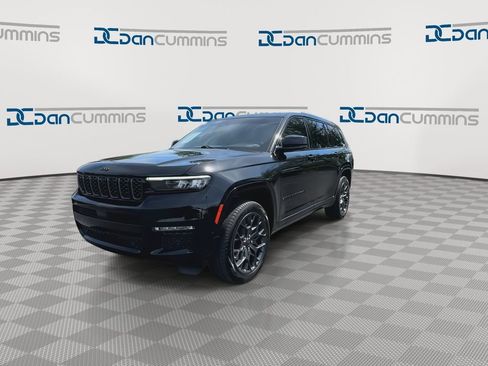 Used 2023 Jeep Grand Cherokee L Summit image 4