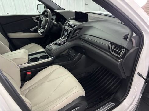 Used 2025 Acura RDX SH-AWD image 30