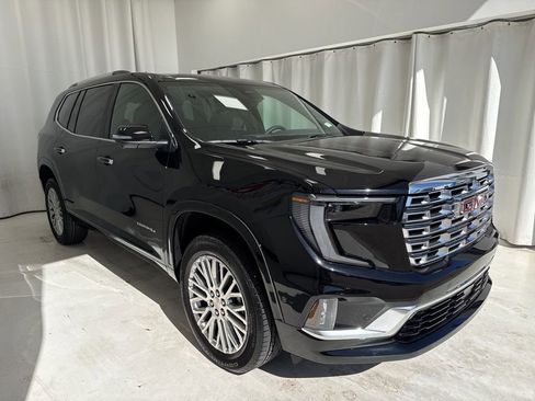 New 2026 GMC Acadia Denali w/ Super Cruise Package image 3
