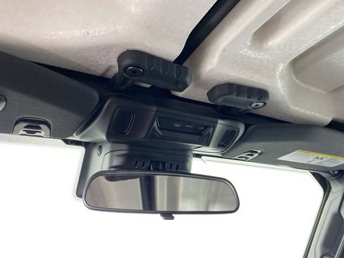 New 2025 Jeep Wrangler Sport S image 24