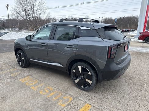 New 2026 Nissan Kicks SR w/ Cold Weather Package image 6