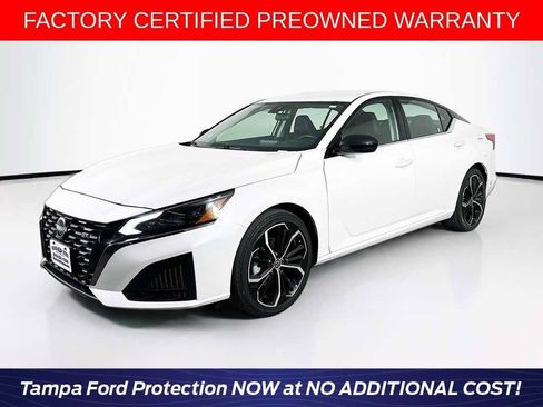 Used 2024 Nissan Altima 2.5 SR FWD image 1
