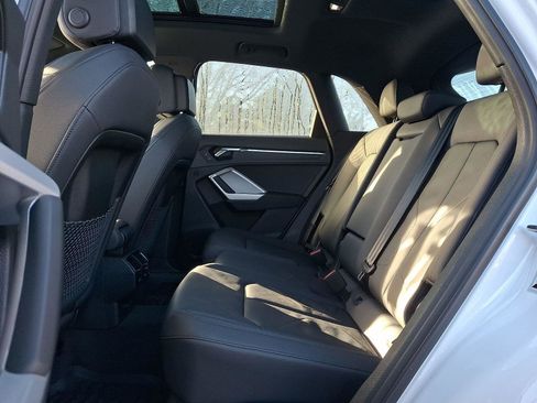 Certified 2025 Audi Q3 2.0T Premium w/ Convenience Package image 10