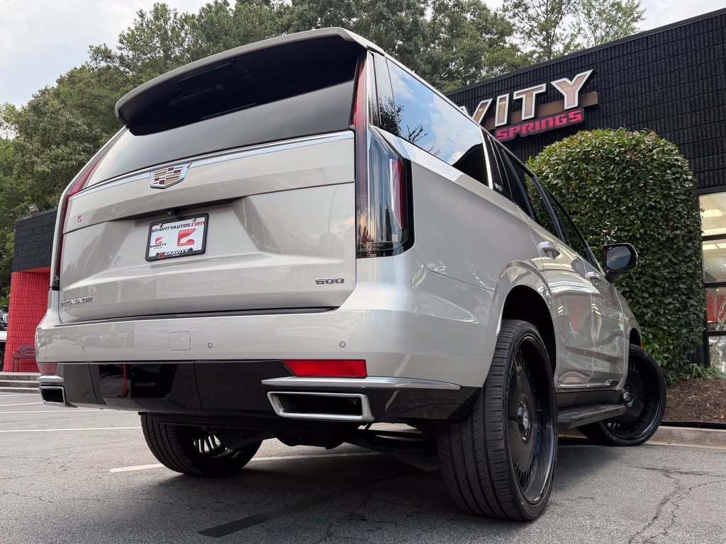 Used 2023 Cadillac Escalade Luxury RWD image 13