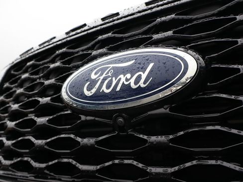 Used 2023 Ford Explorer ST w/ Equipment Group 401A AWD/4WD image 8