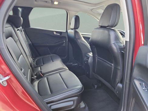 Certified 2022 Ford Escape SEL image 17