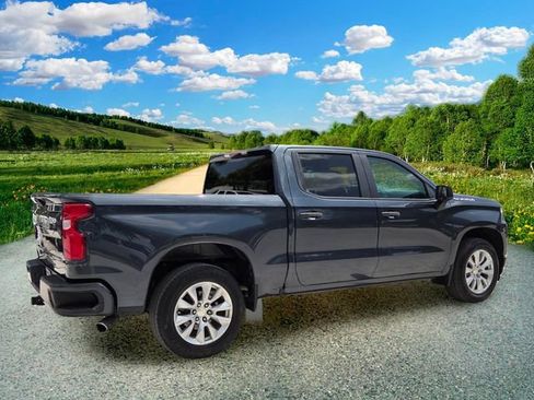 Used 2020 Chevrolet Silverado 1500 Custom w/ Custom Value Package RWD image 6