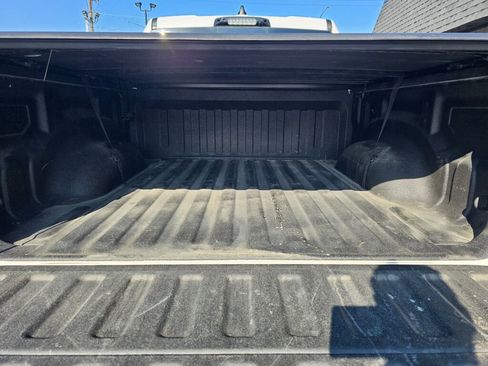 Used 2022 RAM 1500 Limited AWD/4WD image 16