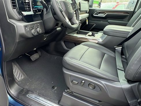 New 2026 Chevrolet Silverado 2500 LT w/ Trail Boss Package image 13