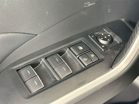 Certified 2025 Toyota RAV4 XLE FWD image 25
