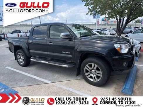 Used 2014 Toyota Tacoma 4x4 Double Cab w/ Limited Package image 2