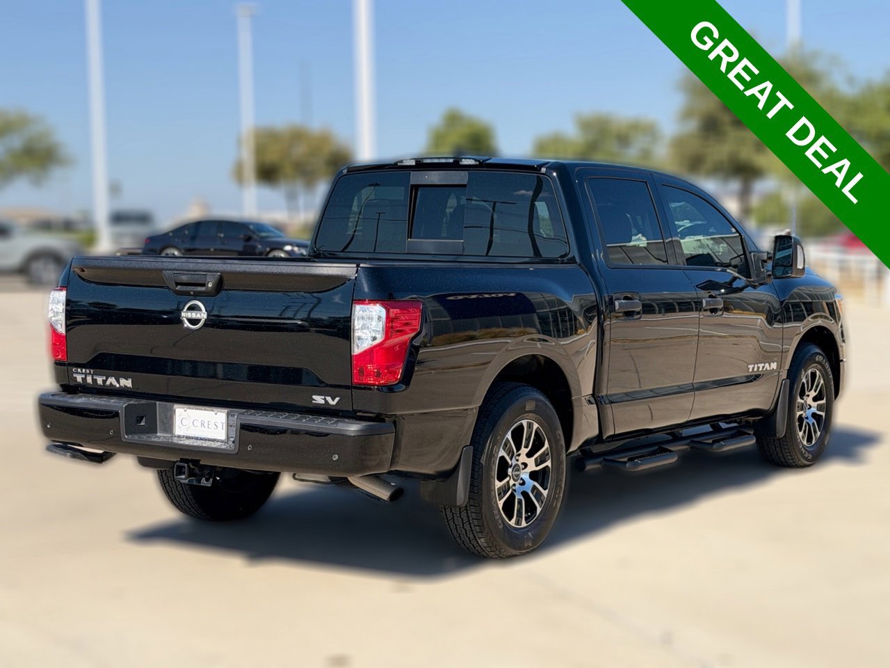 Used 2024 Nissan Titan SV w/ SV Convenience Package RWD image 8