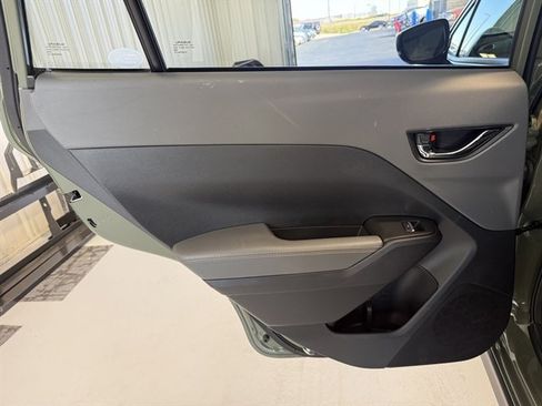 Used 2024 Subaru Crosstrek 2.5i Limited image 12