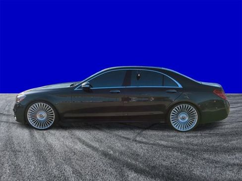 Used 2019 Mercedes-Benz S 560 Sedan image 7