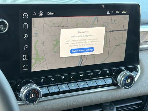 Used 2024 GMC Canyon Denali image 14