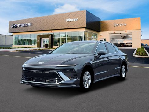 New 2026 Hyundai Sonata SE image 1