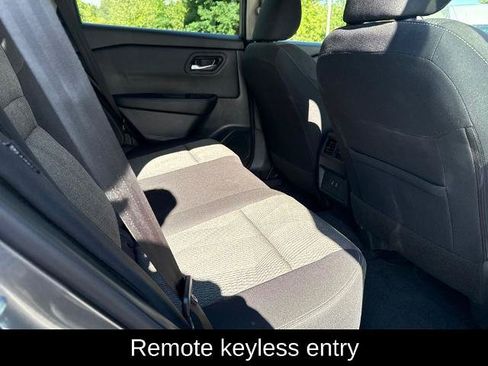 Certified 2026 Nissan Rogue SV AWD/4WD image 14