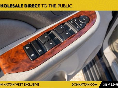 Used 2007 Chevrolet Avalanche LT image 13