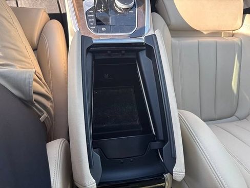 Used 2022 BMW X5 xDrive40i w/ Premium Package AWD/4WD image 21