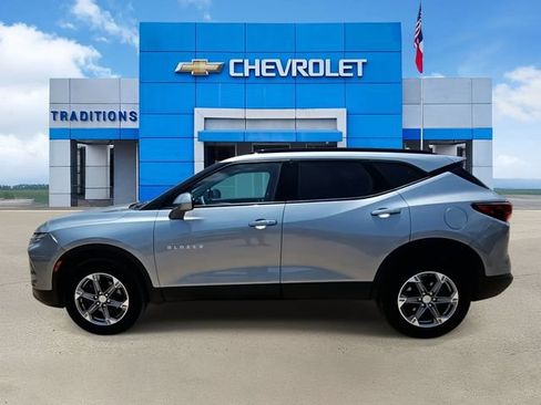 Used 2024 Chevrolet Blazer LT w/ Convenience Package FWD image 6