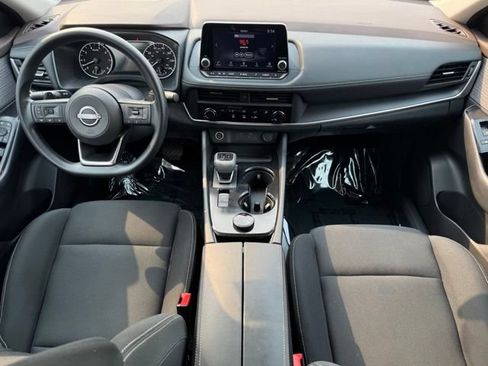 Used 2023 Nissan Rogue S AWD/4WD image 11