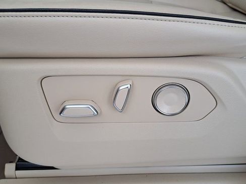 Used 2023 Cadillac Escalade Premium Luxury w/ LPO, Radiant Package AWD/4WD image 25