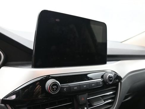 Used 2020 Ford Escape SEL FWD image 16