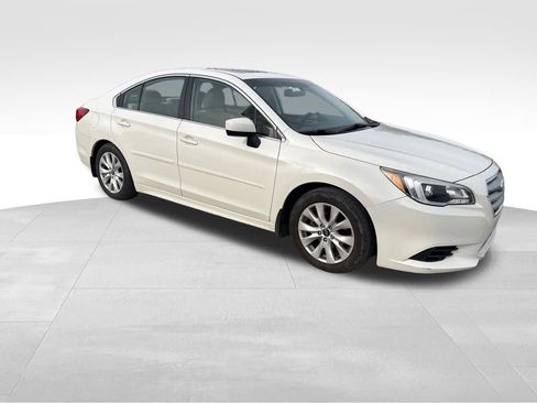 Used 2015 Subaru Legacy 2.5i Premium w/ Moonroof Package image 28