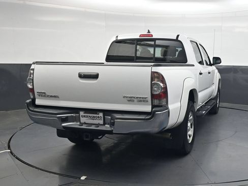 Used 2015 Toyota Tacoma PreRunner w/ SR5 Package RWD image 5