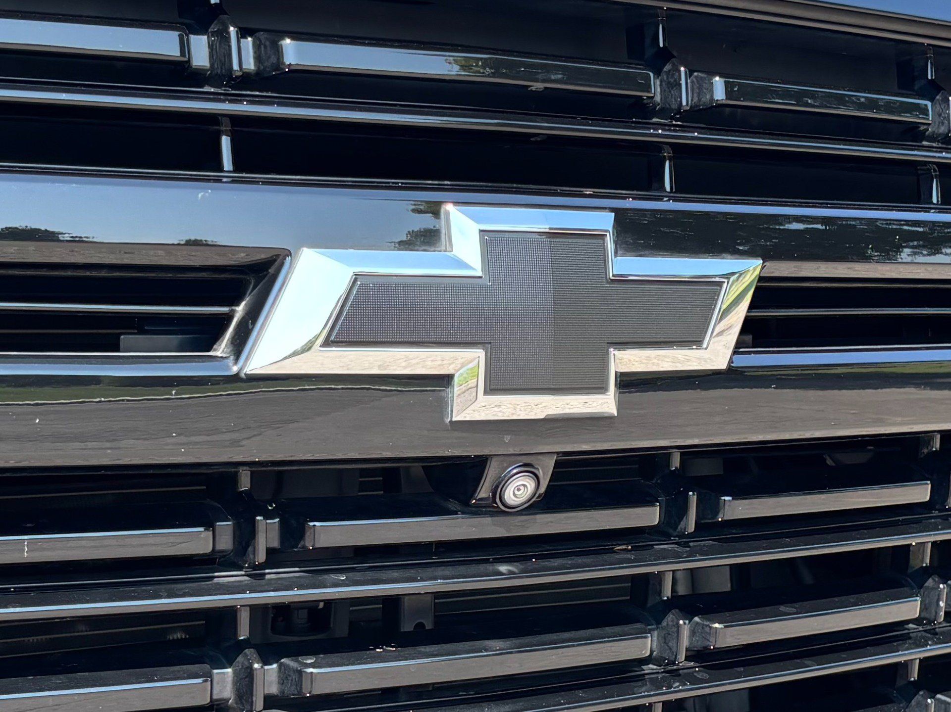 Used 2023 Chevrolet Suburban RST w/ Sport Performance Package AWD/4WD image 9