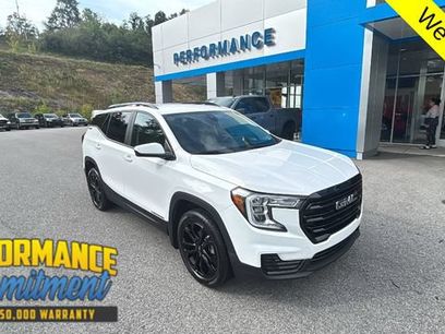 Used 2022 GMC Terrain SLE w/ Infotainment Package I