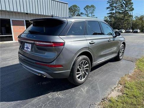 Used 2022 Lincoln Corsair FWD w/ Equipment Group 101A image 29