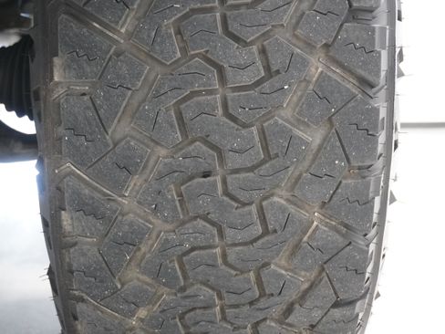 Used 2024 GMC Sierra 2500 AT4 w/ Technology Package image 37