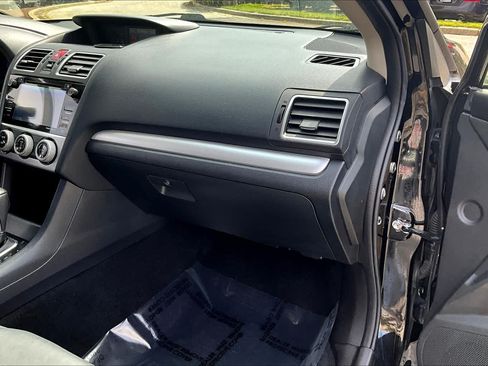 Used 2015 Subaru Crosstrek Touring AWD/4WD image 18